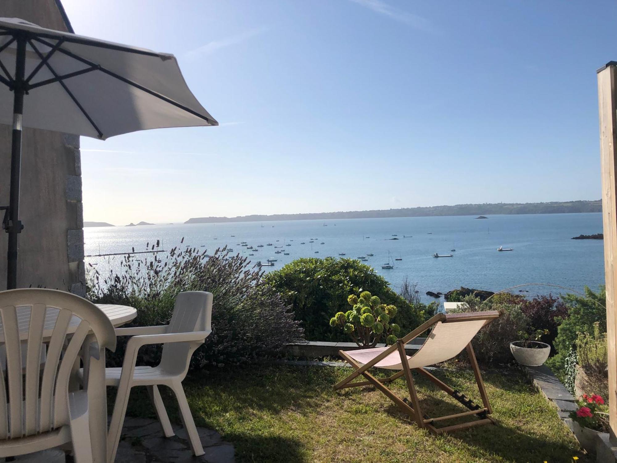 Maisonnette Pour 2 Personnes - Vue Mer - Plage A 100 Metres Ploubazlanec Esterno foto